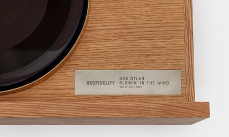 The one-off version of Blowin’ in the Wind, housed in its bespoke wooden box.