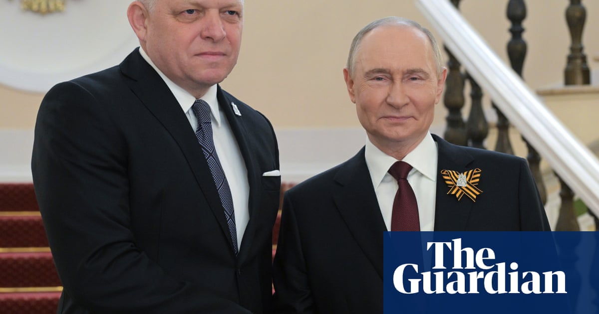 Slovakian and Serbian leaders defy EU to attend Russian military parade