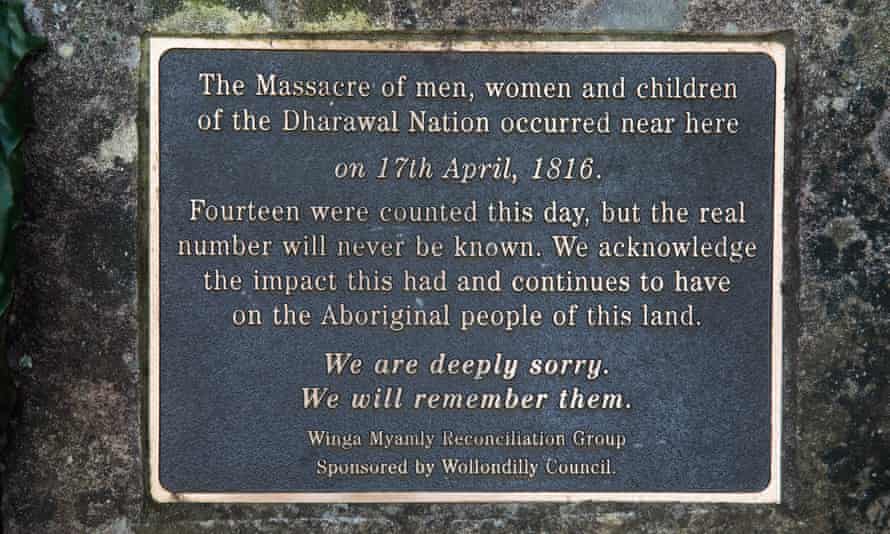 A memorial plaque at Cataract dam to commemorate the people who died at the Appin massacre.