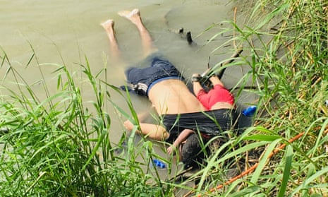 ‘You cannot step into the same river twice, but you can step into the same story again and again and again. A story of desperate need and desperate hope that drives people to risk everything in uncertain and unfamiliar waters.’ (This photograph was first published in the Mexican newspaper La Jornada.)