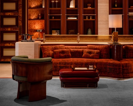 La Dolce Vita Lounge at Roma station