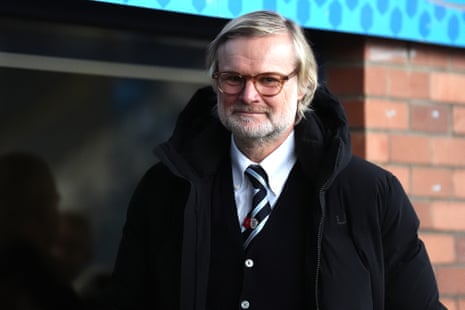 Steven Pressley’s Dundee host St Mirren in a bottom-of-the-table clash at Dens Park today.