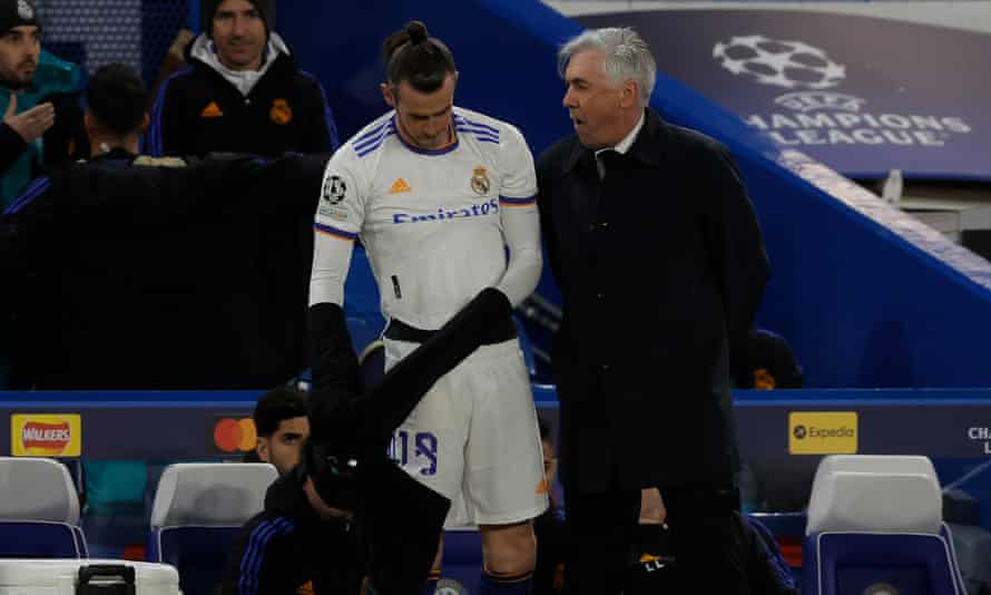 Gareth Bale y Carlo Ancelotti 