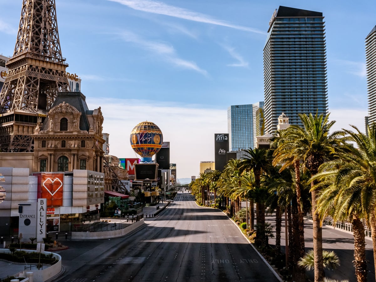 After The End Of The World The Eerie Silence Of The Las Vegas Strip Coronavirus The Guardian After The End Of The World The Eerie Silence Of The Las Vegas Strip Coronavirus The Guardian