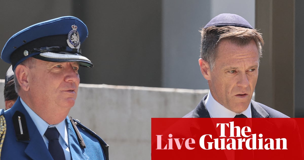 Bondi terror attack updates: Chris Minns flags reforms that would allow police to prohibit protests in NSW after terror incidents