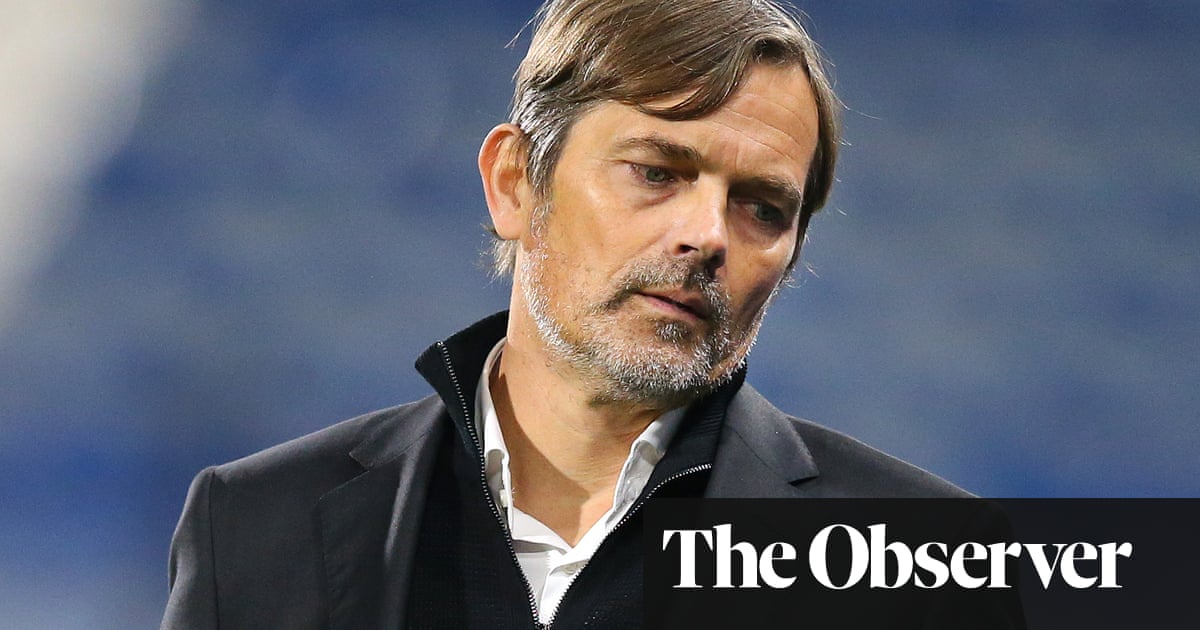 Derby part company with Phillip Cocu and give Wayne Rooney interim role