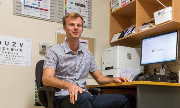 Dr Russell Hooper is a GP in Tamworth, New South Wales. He says rural school students often aren’t as aware of the pathways to medicine as those in the city
