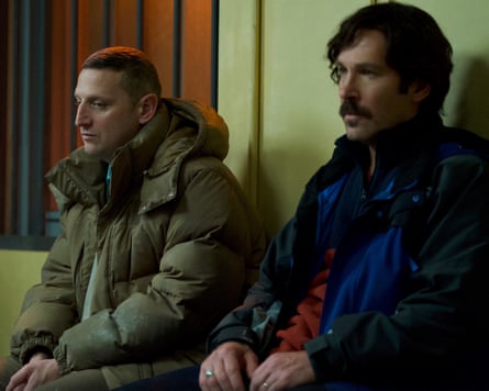 Tim Robinson and Paul Rudd in Friendship.