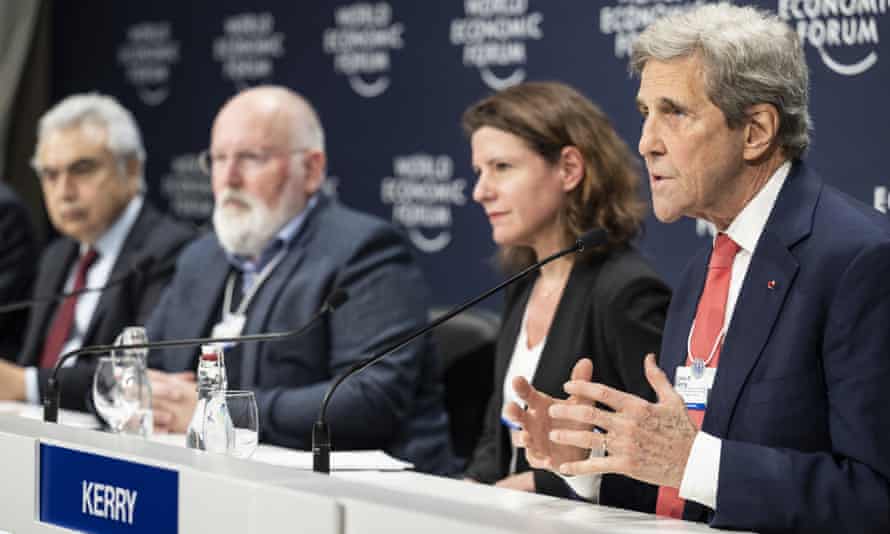 John F. Kerry, Special Presidential Envoy for Climate of the United States of America, Catherine MacGregor, Chief Executive Officer, ENGIE Group, France, Frans Timmermans, Executive Vice-President for the European Green Deal, and Fatih Birol, Executive Director, International Energy Agency, Paris, on a panel session today.