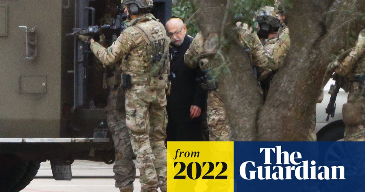 Texas synagogue siege: hostage-taker named as 44-year-old Briton
