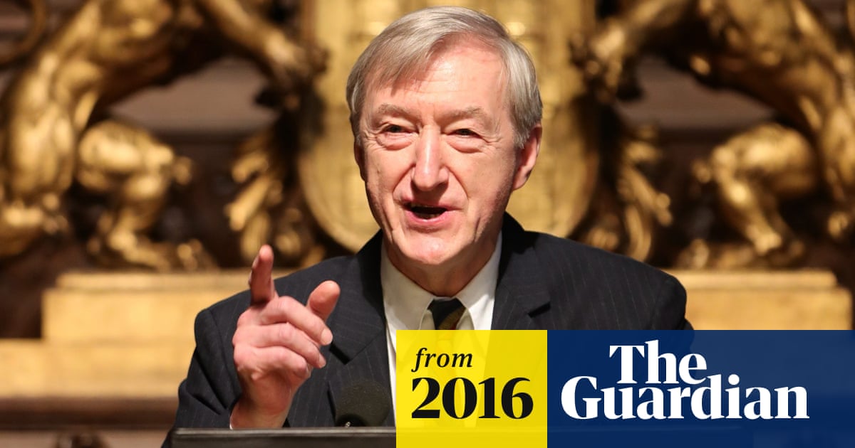 Julian Barnes Letting Us Authors Compete For Booker Prize Is