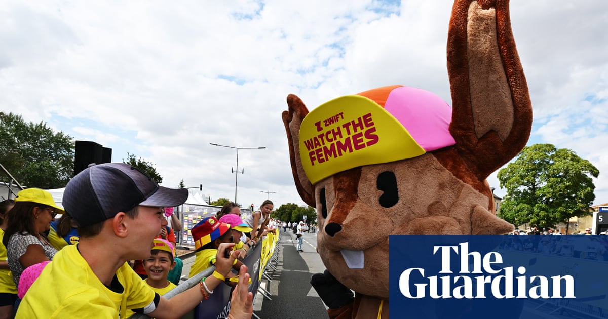 Mascots, dogs, and cogs: the Tour de France Femmes 2025 in pictures