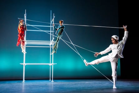 Pierrot Lunaire by Glen Tetley at Linbury theatre, London.
