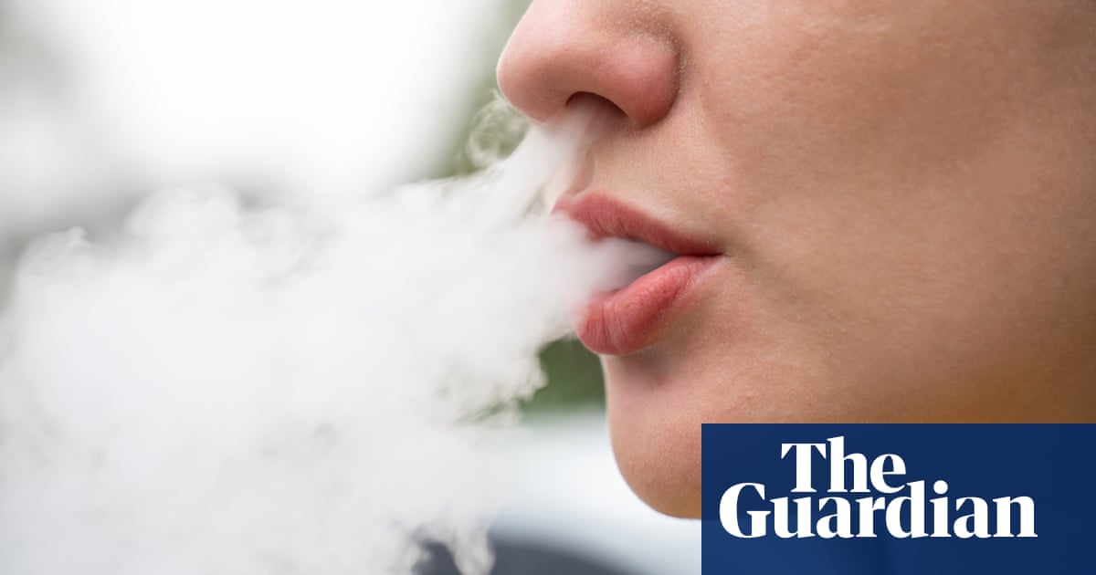 New Zealand moves ahead with world-first tobacco laws in bid to create smoke-free generation