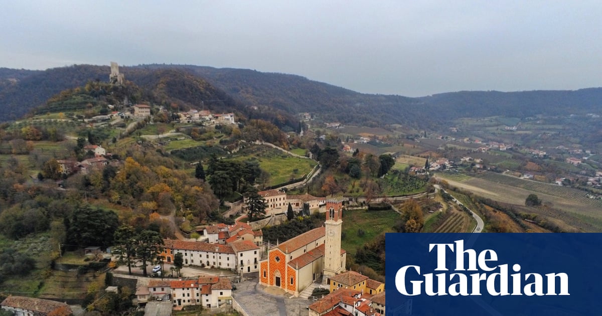Nose for trouble: Italian town seeks ‘odour evaluators’ to sniff out bad smells