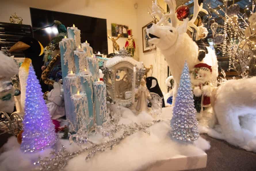 âMy house sparkles, but not from the cleaning products, the glitter.