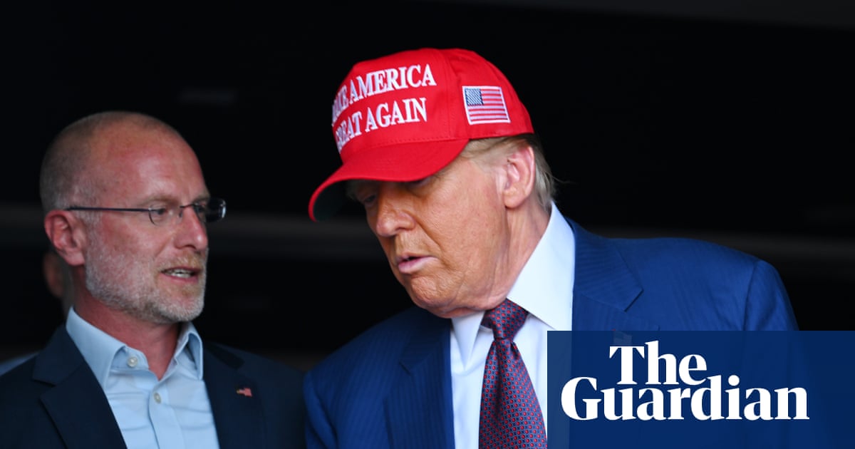 Trump backs FCC chair’s threat to pull licenses of news outlets over Iran war coverage