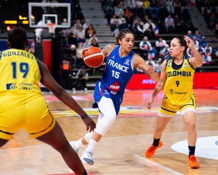 Gabby Williams of France drives to the basket during a World Cup qualifier.