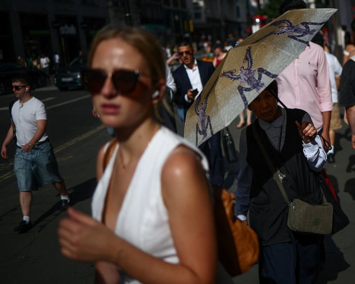July’s heatwaves kept UK shoppers away from high street — image supplied by The Guardian UK's feed