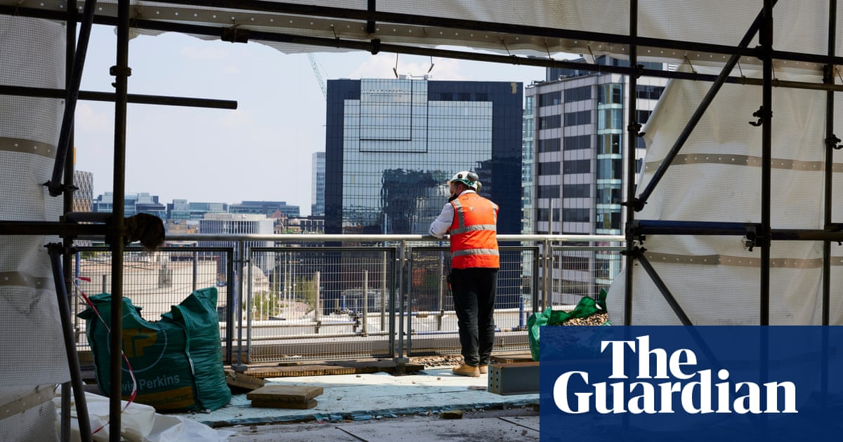 Drive for net zero fuels UK boom in retrofitting buildings for new use