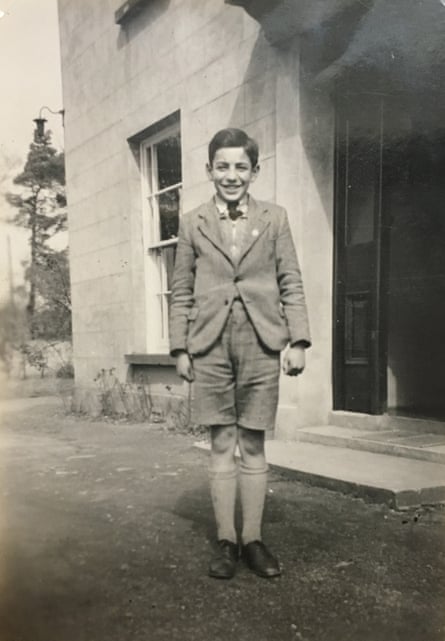 Paul Willer in England 1940.