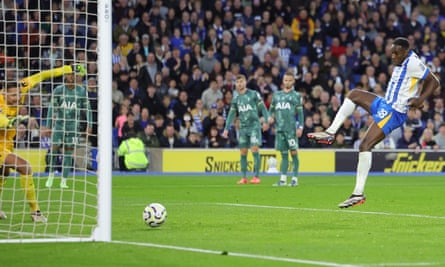 Danny Welbeck caps a superb Brighton comeback with the winning goal in the 3-2 victory over Spurs before the international break