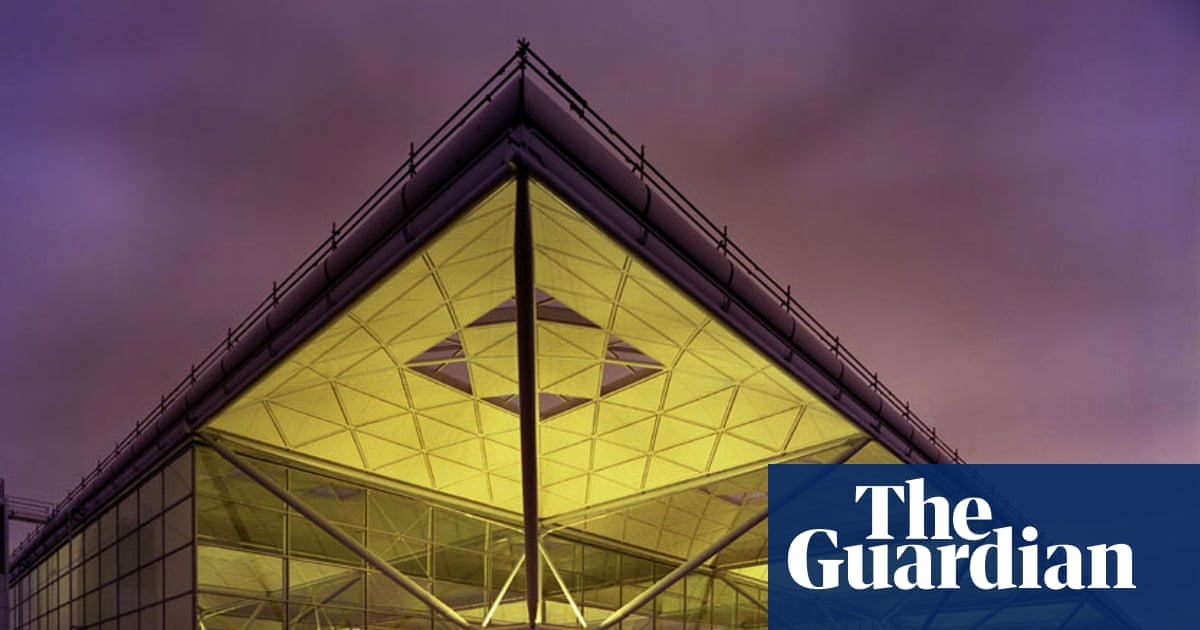 Passengers left with no compensation after Stansted and Heathrow flight delays | Consumer affairs Passengers left with no compensation after Stansted and Heathrow flight delays | Consumer affairs
