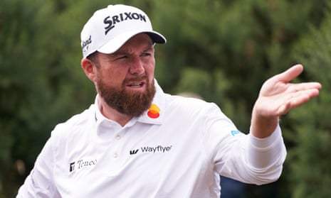 Shane Lowry finds focus after outburst to lead the Open's war of attrition | The Open