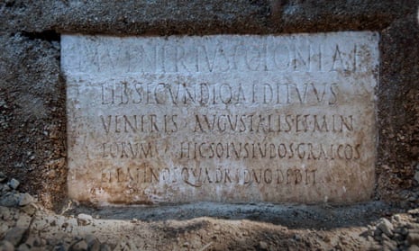 Inscriptions on the grave of Marcus Venerius Secundio.