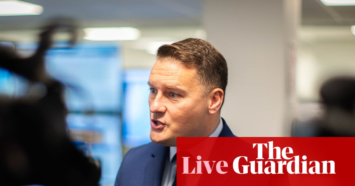 Streeting says striking doctors ‘extremely irresponsible’ in angry phone-in exchange – UK politics live