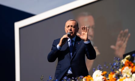 Recep Tayyip Erdoğan gives a speech during a campaign rally