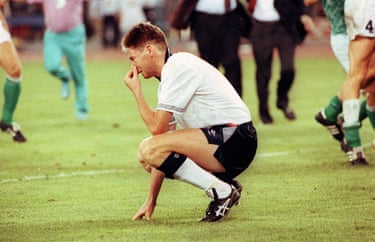 Chris Waddle in 1990
