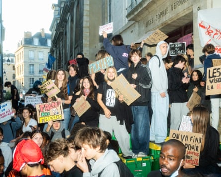 High School Students Block Their Schools In Paris, France - 05 Oct 2026High school students in front of Lycee Sophie Germain continue to block the entrances to schools in Paris on Monday morning as part of a nationwide protest movement over deteriorating conditions in French education. Students are demanding more resources, smaller class sizes, more teachers and improvements to school facilities.
High School Students Block Their Schools In Paris, France - 05 Oct 2026