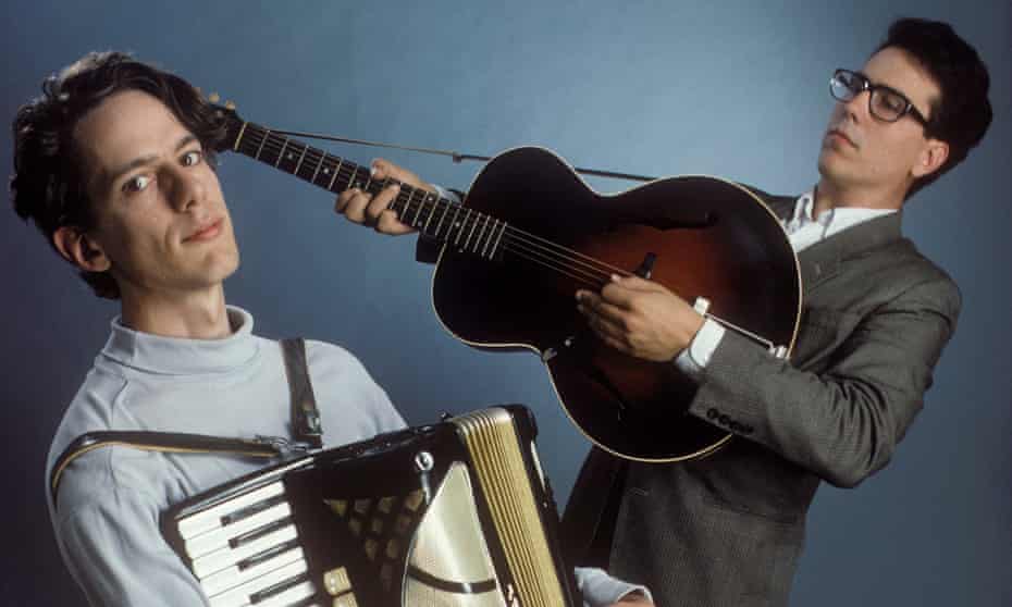 They Might Be Giants … John Linnell, left, and John Flansburgh.