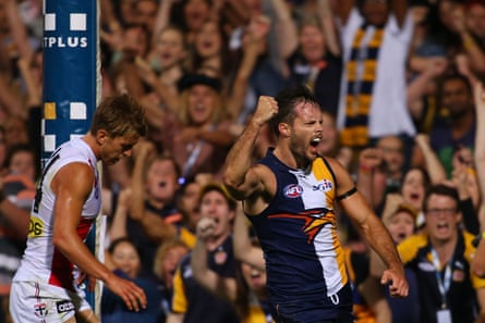 Brown celebrates a goal during an Eagles game in 2014.