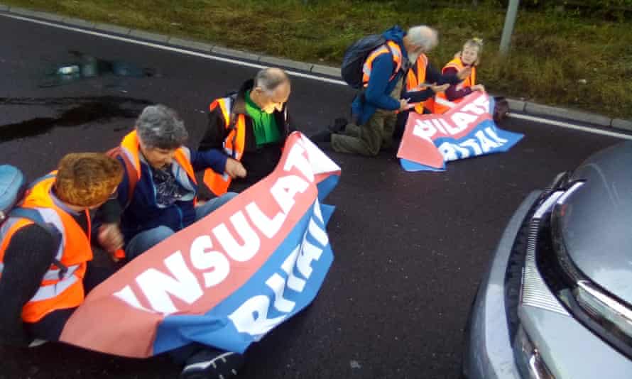 Insulate Britain protest