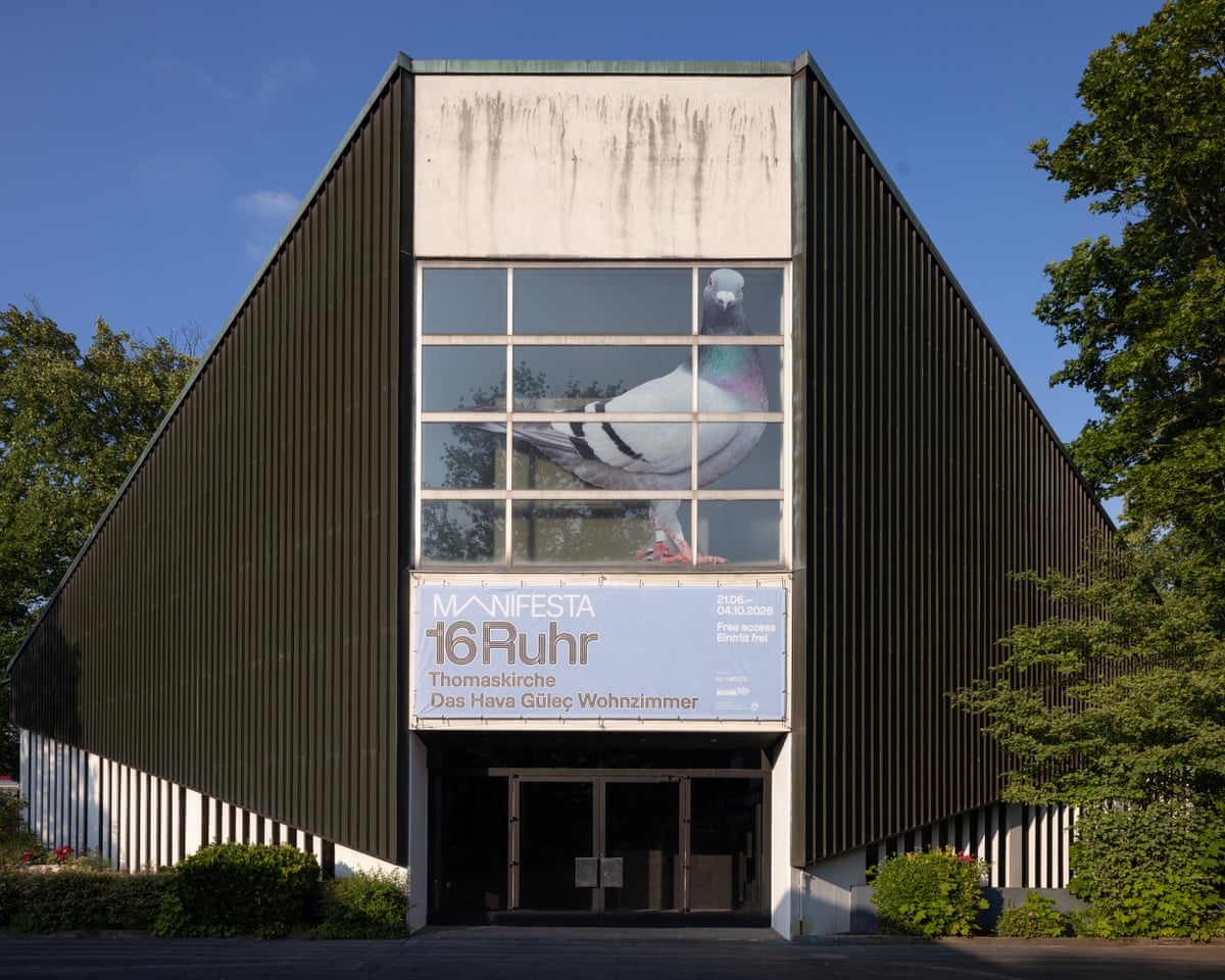 現代アート展の会場になったドイツ・ルール地方の教会