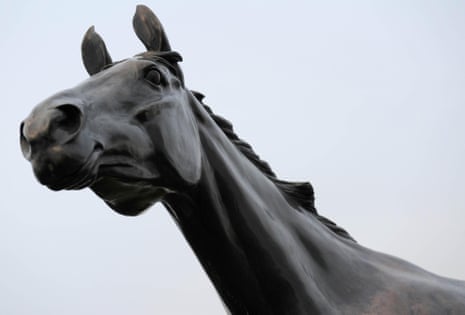 एसेक्स बनाम समरसेट, सरे बनाम लीसेस्टरशायर, और बहुत कुछ: काउंटी क्रिकेट, दूसरा दिन – लाइव