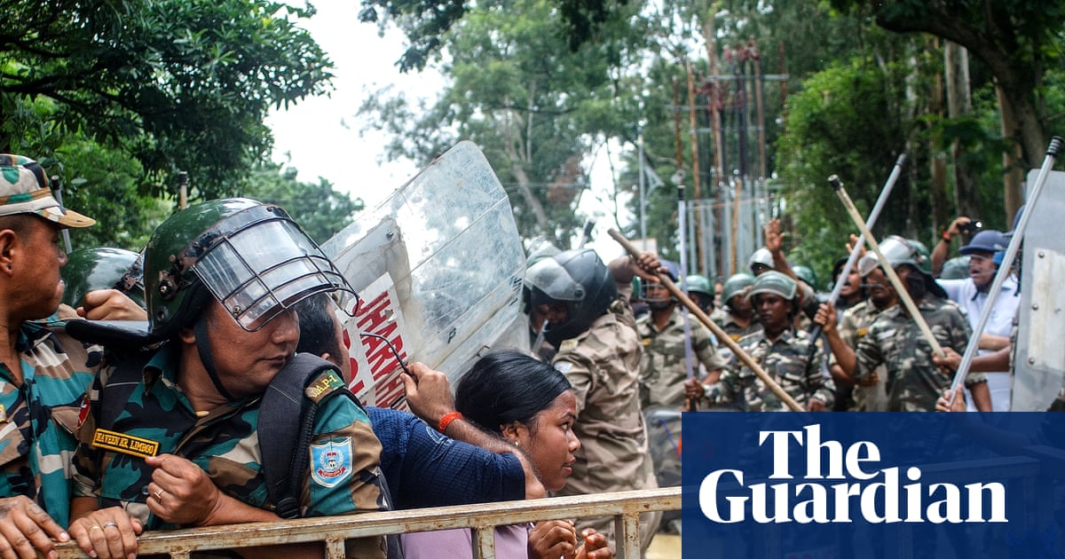 Indian police use force to disperse youth protesters calling for exam overhaul