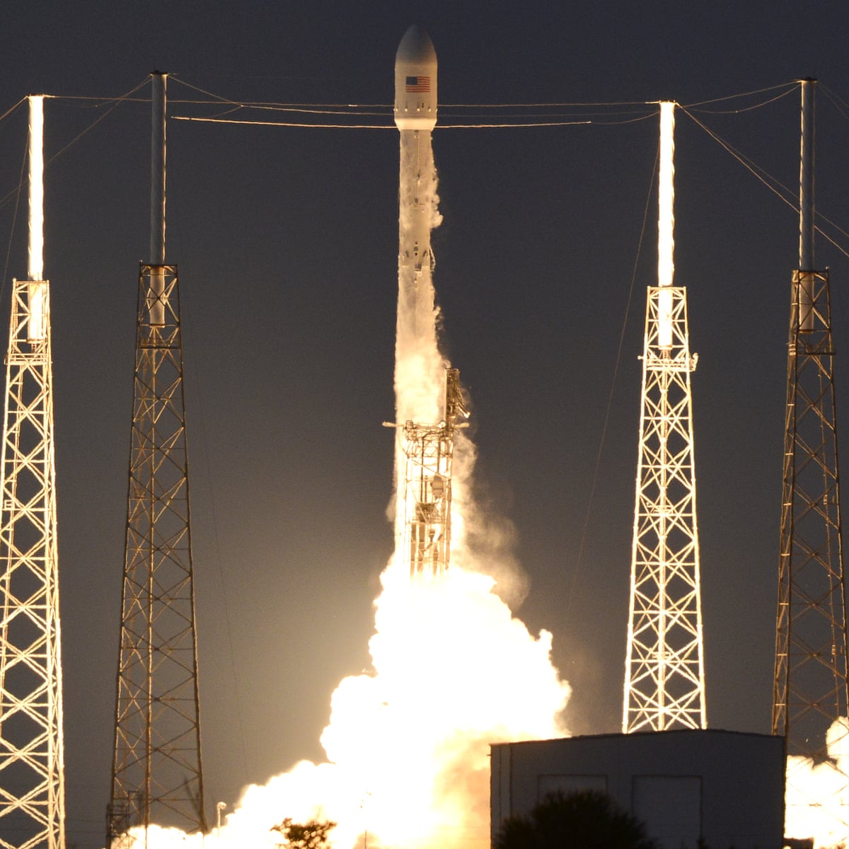 Elon Musk Unfazed By Spacex S Failed Landing Didn T Expect This To Work Spacex The Guardian