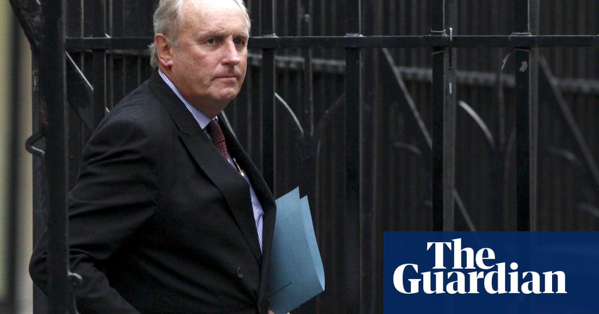 Paul Dacre will get second chance to apply for Ofcom chair, ministers confirm