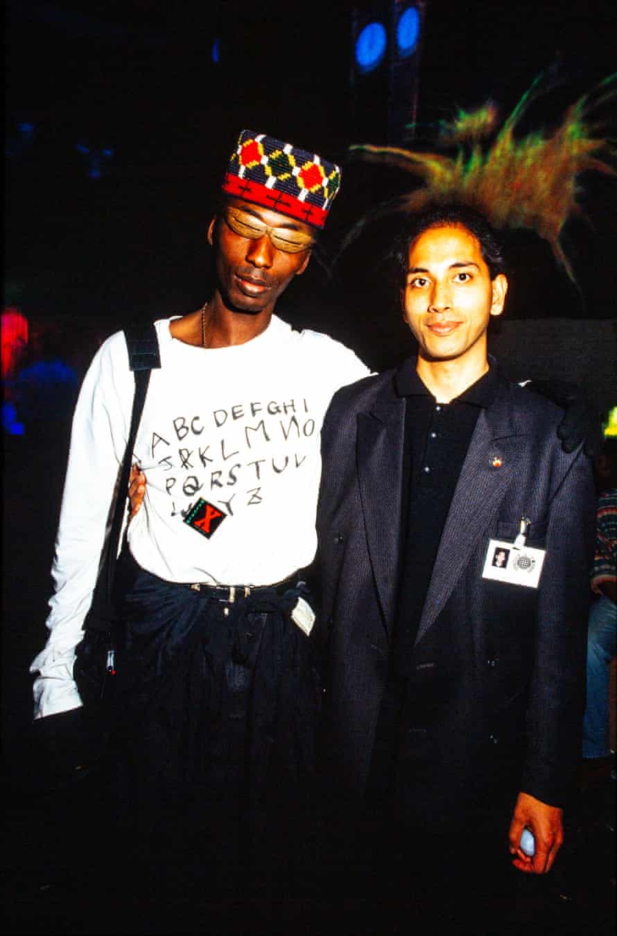 A clubber with the magician