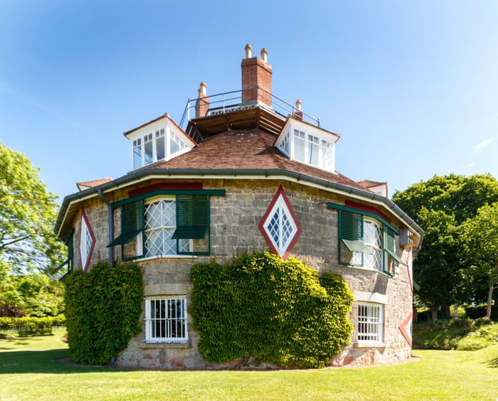 The Exmouth factor – exploring the south Devon beach town by bus, train and on foot | Devon holidays | The Guardian