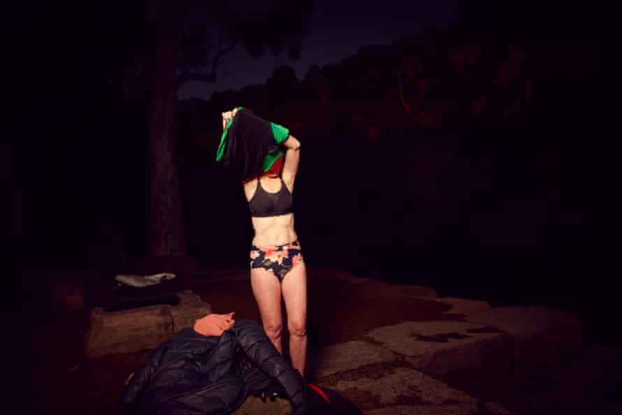 Fran Cusworth prepares for an early morning swim. She is completely dark when the Yabbies meet at Deep Rock.