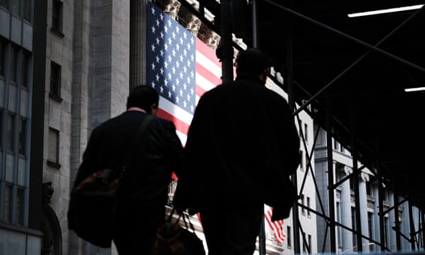 Stock Market Opens Week With Gains After Week's Previous Dip Into Bear Market Terriority
NEW YORK, NEW YORK - MAY 23: People walk by the New York Stock Exchange (NYSE) on May 23, 2022 in New York City. After a week of steep losses, markets were up in Monday morning trading. (Photo by Spencer Platt/Getty Images)