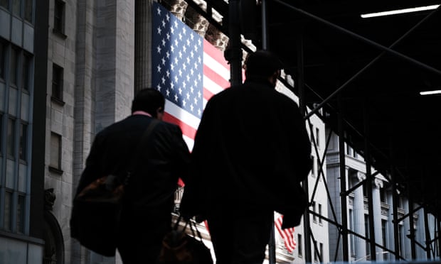 Stock Market Opens Week With Gains After Week's Previous Dip Into Bear Market Terriority<br>NEW YORK, NEW YORK - MAY 23: People walk by the New York Stock Exchange (NYSE) on May 23, 2022 in New York City. After a week of steep losses, markets were up in Monday morning trading. (Photo by Spencer Platt/Getty Images)
