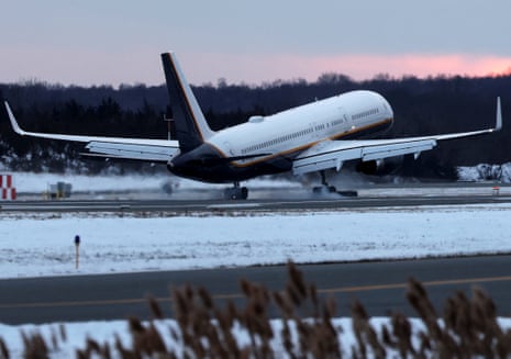 An airplane carrying Nicolás Maduro and wife Cilia Flores arrives at Stewart Air National Guard Base in Newburgh, New York