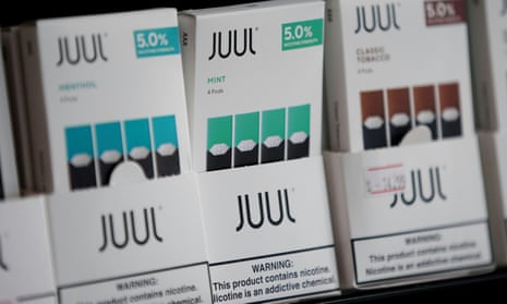 Juul, accused of marketing to teens, settles vaping case for $40m | US news | The Guardian Juul, accused of marketing to teens, settles vaping case for $40m | US news | The Guardian