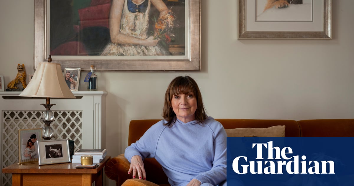 Lorraine Kelly Interview: TV Presenter on Life, Career & Candid Confessions Lorraine Kelly Interview: TV Presenter on Life, Career & Candid Confessions