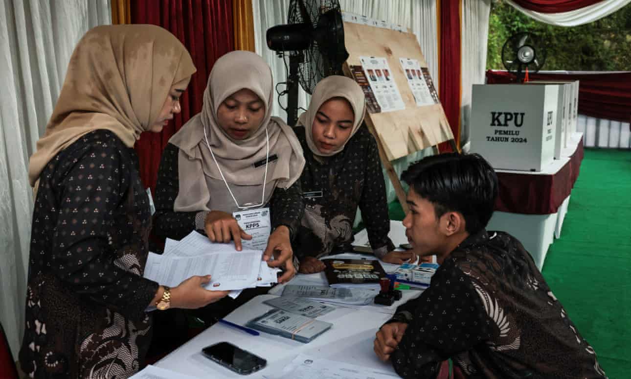 Elecciones en Indonesia: cientos de millones acuden a las urnas para votar por nuevo presidente.